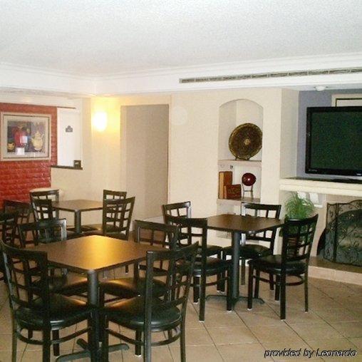 Bhagat Hotels Stone Mountain Atlanta BW Signature Collection Такер Ресторан фото