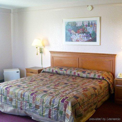 Bhagat Hotels Stone Mountain Atlanta BW Signature Collection Такер Номер фото